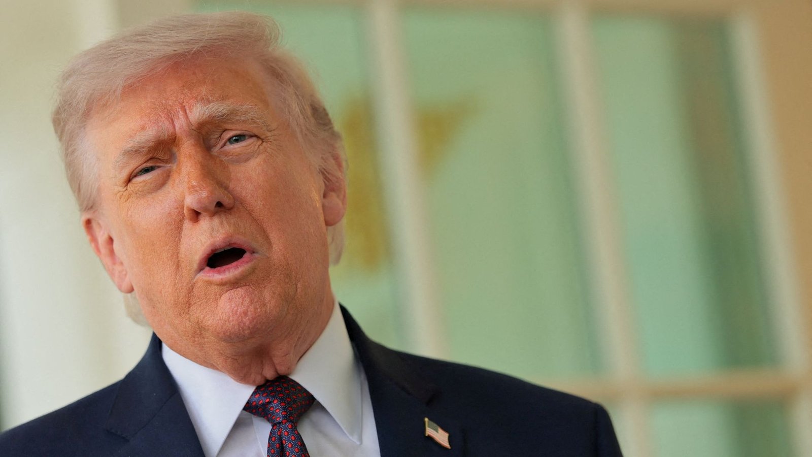 Trump threatens UK in new Sky News call